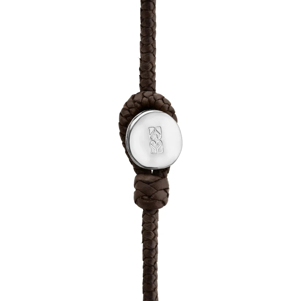 Collar choker de piel natural de borrego en trenza de 4 hilos y cierre de botón, con cinco perlas tahitianas de 8-10mm y detalles en baño de rodio - Joyería y bisutería fina