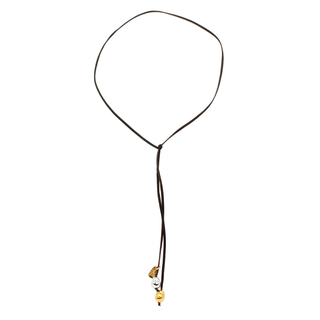 Collar de 45cm de piel de borrego, con 2 perlas, una en baño de rodio y otra en baño de oro 22K - Joyería y bisutería fina