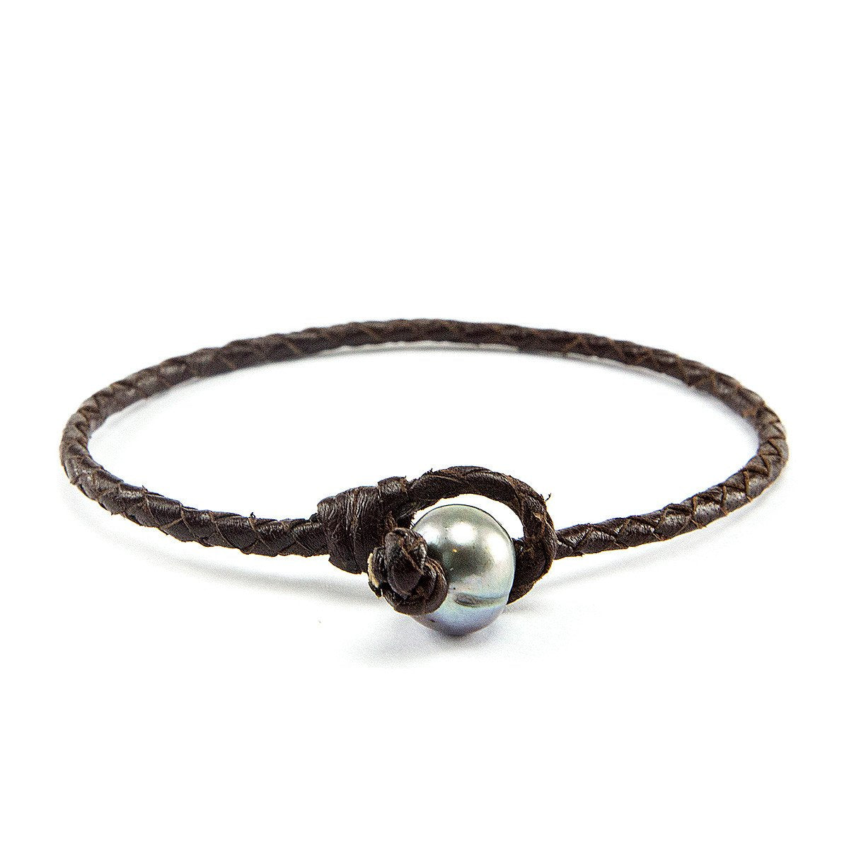LONELY BLACK PEARL