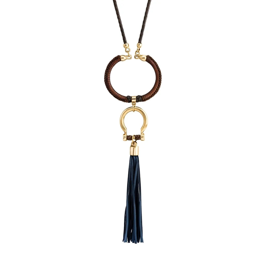 Collar de 59cm para mujer con piel de borrego trenzada redonda en 4 hilos, aro con piel tejida y dije de herradura en baño de oro de 22K con borla de piel natural de borrego - Joyería y bisutería fina