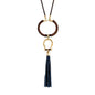 Collar de 59cm para mujer con piel de borrego trenzada redonda en 4 hilos, aro con piel tejida y dije de herradura en baño de oro de 22K con borla de piel natural de borrego - Joyería y bisutería fina