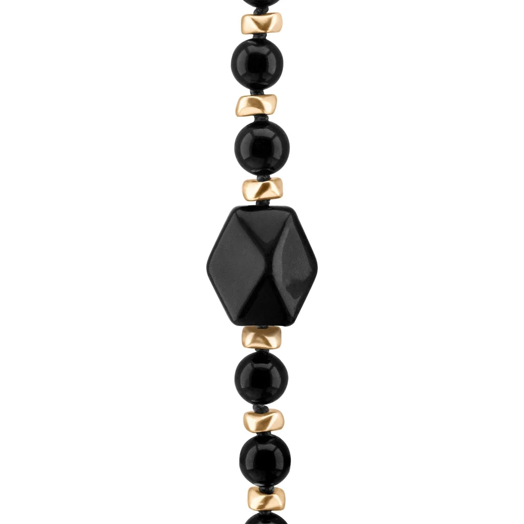 Collar de 53cm, con piedras de 8mm, con mini semillas y dije de colmillo dorados - Joyería y bisutería fina