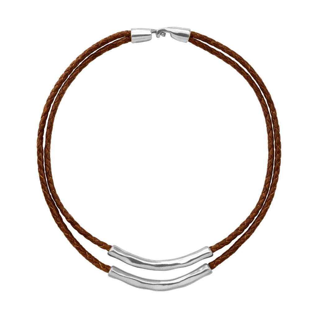 Collar choker de 17cm en trenza redonda de 4 hilos de piel natural de borrego con 2 cilindros moldeados en baño de rodio - Joyería y bisutería fina