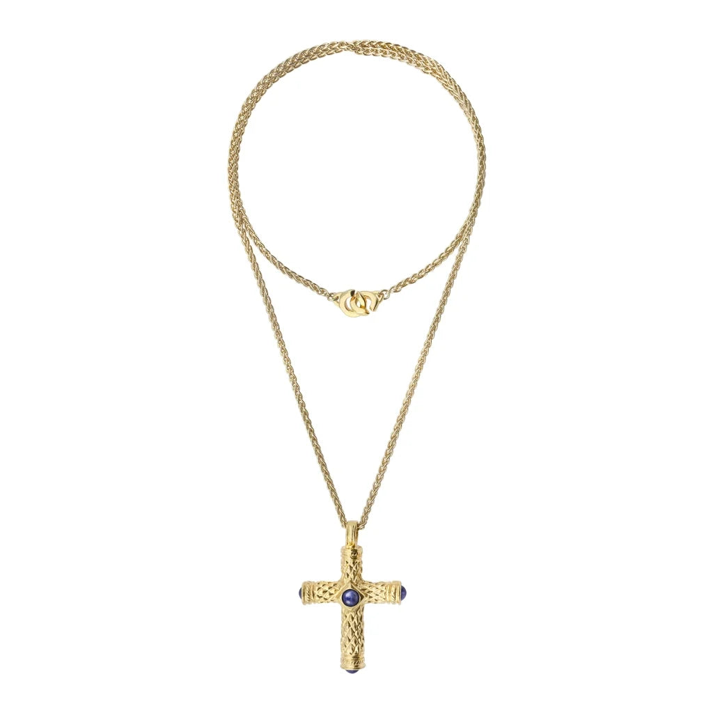 Collar de 36cm, con piedras de 6mm, con dije de cruz y mini donas en terminado de acero anticado en baño de oro de 22K - Joyería y bisutería fina