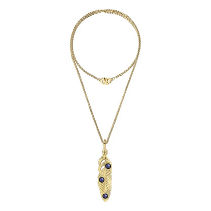 Collar de 36cm con piedras de 6mm, mini donas y dije de pluma en terminado de acero anticado en baño de oro de 22K - Joyería y bisutería fina