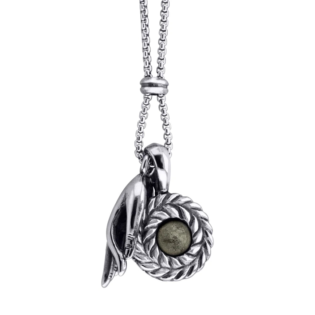 Collar de 62cm con piedra de 8mm, con dije de mano mudra, laurel y cadena en acero inoxidable - Joyería y bisutería fina