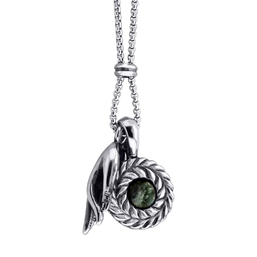 Collar de 62cm con piedra de 8mm, con dije de mano mudra, laurel y cadena en acero inoxidable - Joyería y bisutería fina