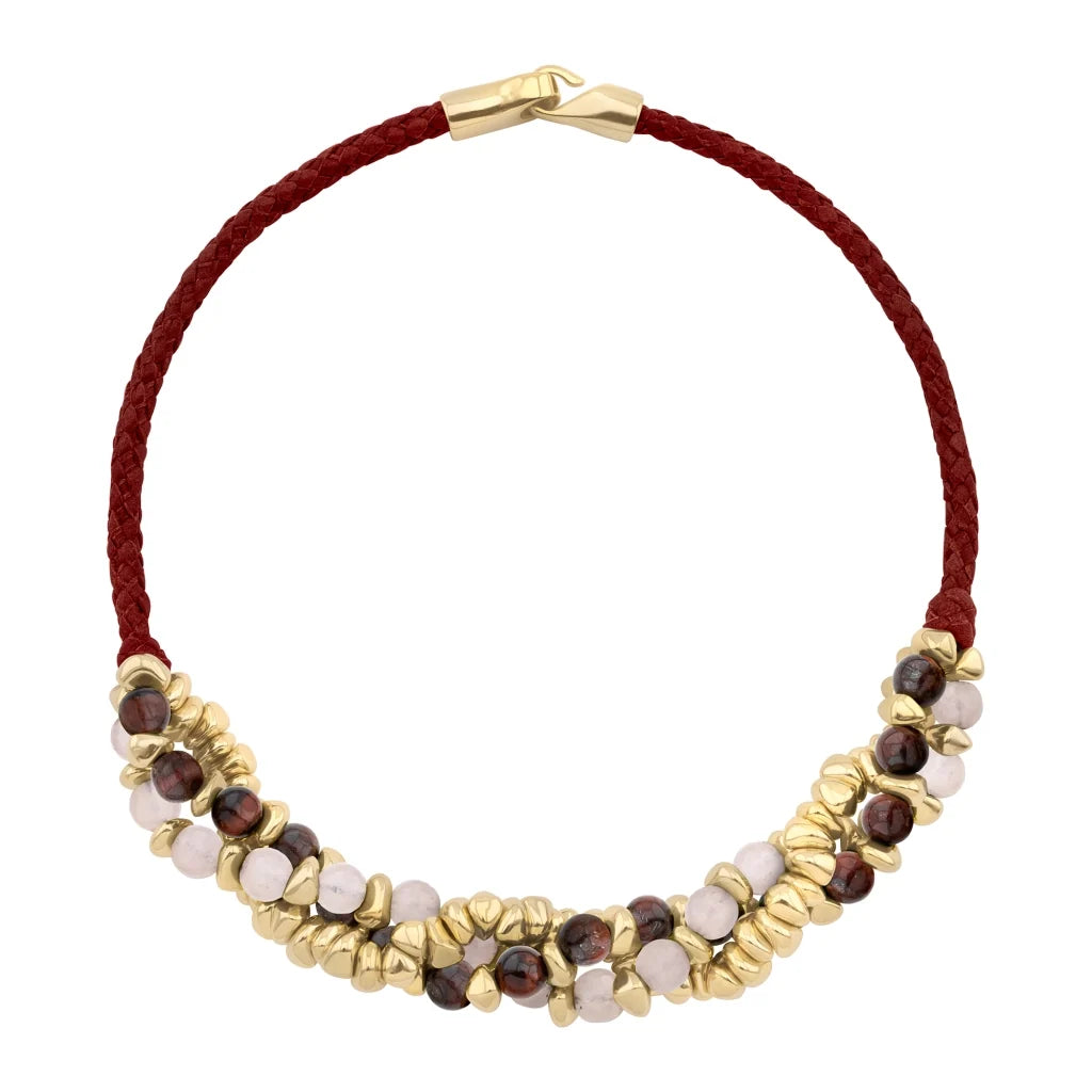 Collar de 58cm de piel natural de borrego en trenza redonda de 4 hilos, con piedras semipreciosas 8mm, con semillas en baño de oro de 22K - Joyería y bisutería fina