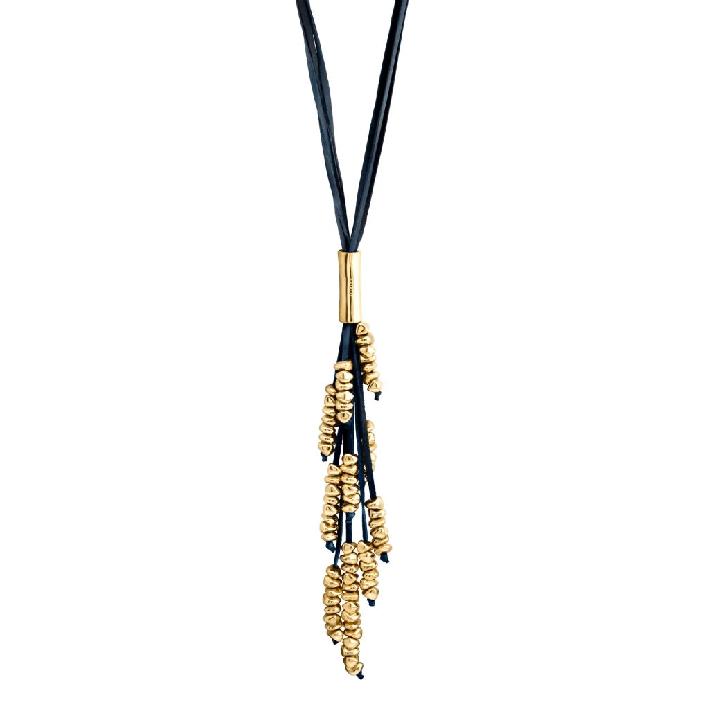 Collar de 63cm de piel natural de borrego, con 11 hilos de piel y semillas en baño de oro de 22K - Joyería y bisutería fina