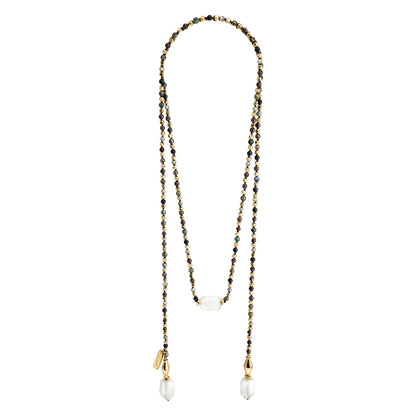 Collar corbatín con piedras de 4mm, 3 cuarzos blancos chunky, con mini cubos dorados - Joyería y bisutería fina