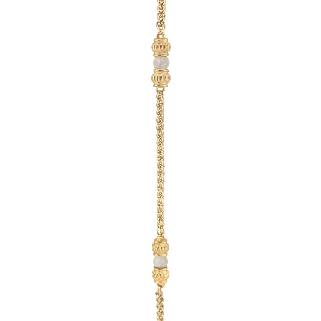 Collar de 62.5cm, con piedras de 6mm, con coronas y cadena de torzal dorada - Joyería y bisutería fina