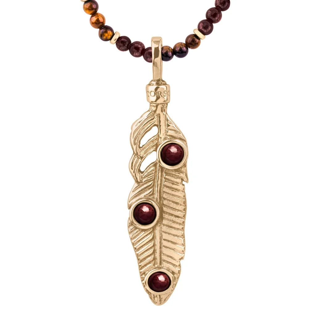 Collar de 39cm con piedras de 4mm, mini donas y dije de pluma en terminado de acero anticado bañado en oro 22k- Joyería y bisutería fina