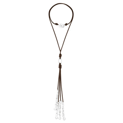Collar de 66.5cm de piel natural de borrego, con semillas y perlas en baño de plata de .925 - Joyería y bisutería fina