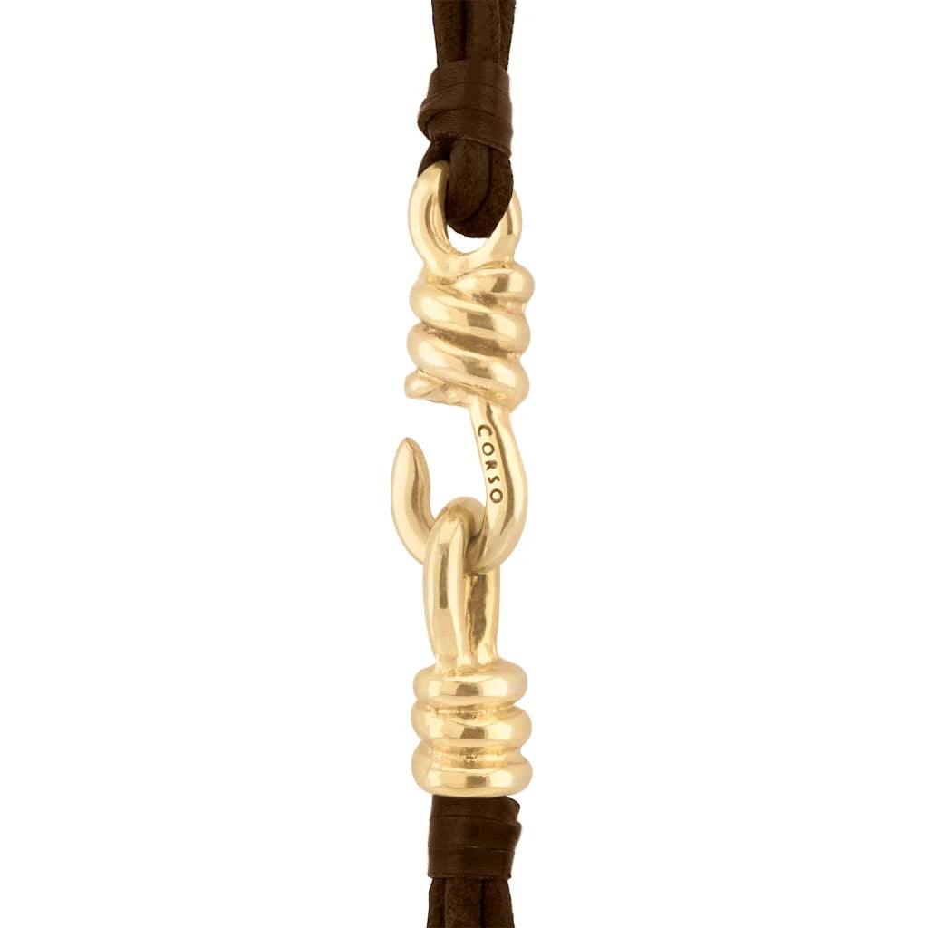 Collar choker estilo cascada con múltiples hileras de piel natural española, perlas y cuentas centrales en baño de oro de 22K - Joyería y bisutería fina