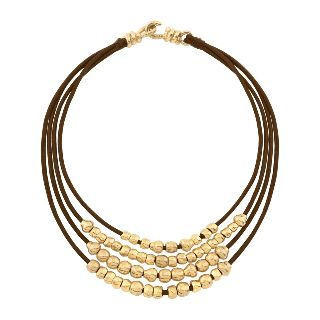 Collar choker estilo cascada con múltiples hileras de piel natural española, perlas y cuentas centrales en baño de oro de 22K - Joyería y bisutería fina