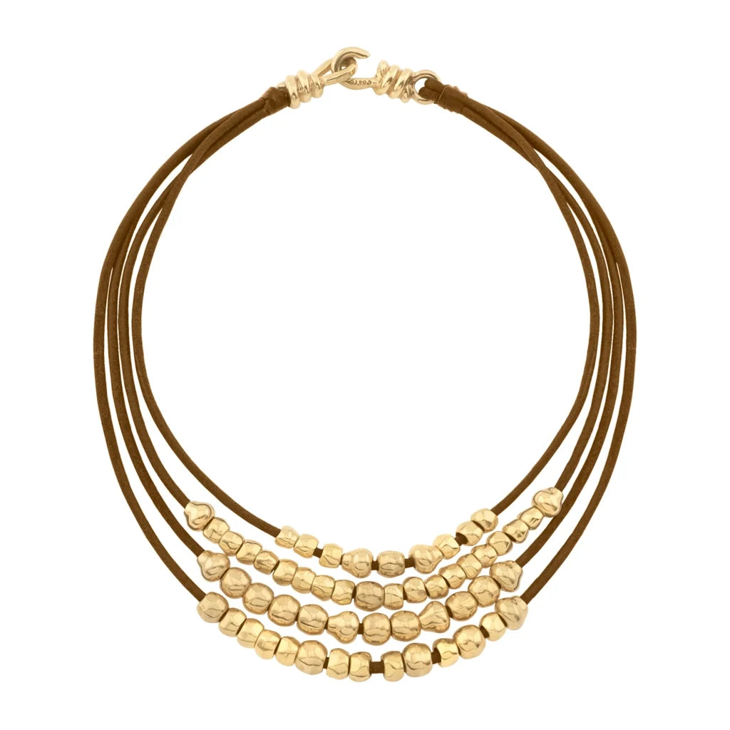 Collar choker estilo cascada con múltiples hileras de piel natural española, perlas y cuentas centrales en baño de oro de 22K - Joyería y bisutería fina