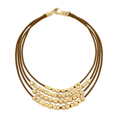 Collar choker estilo cascada con múltiples hileras de piel natural española, perlas y cuentas centrales en baño de oro de 22K - Joyería y bisutería fina