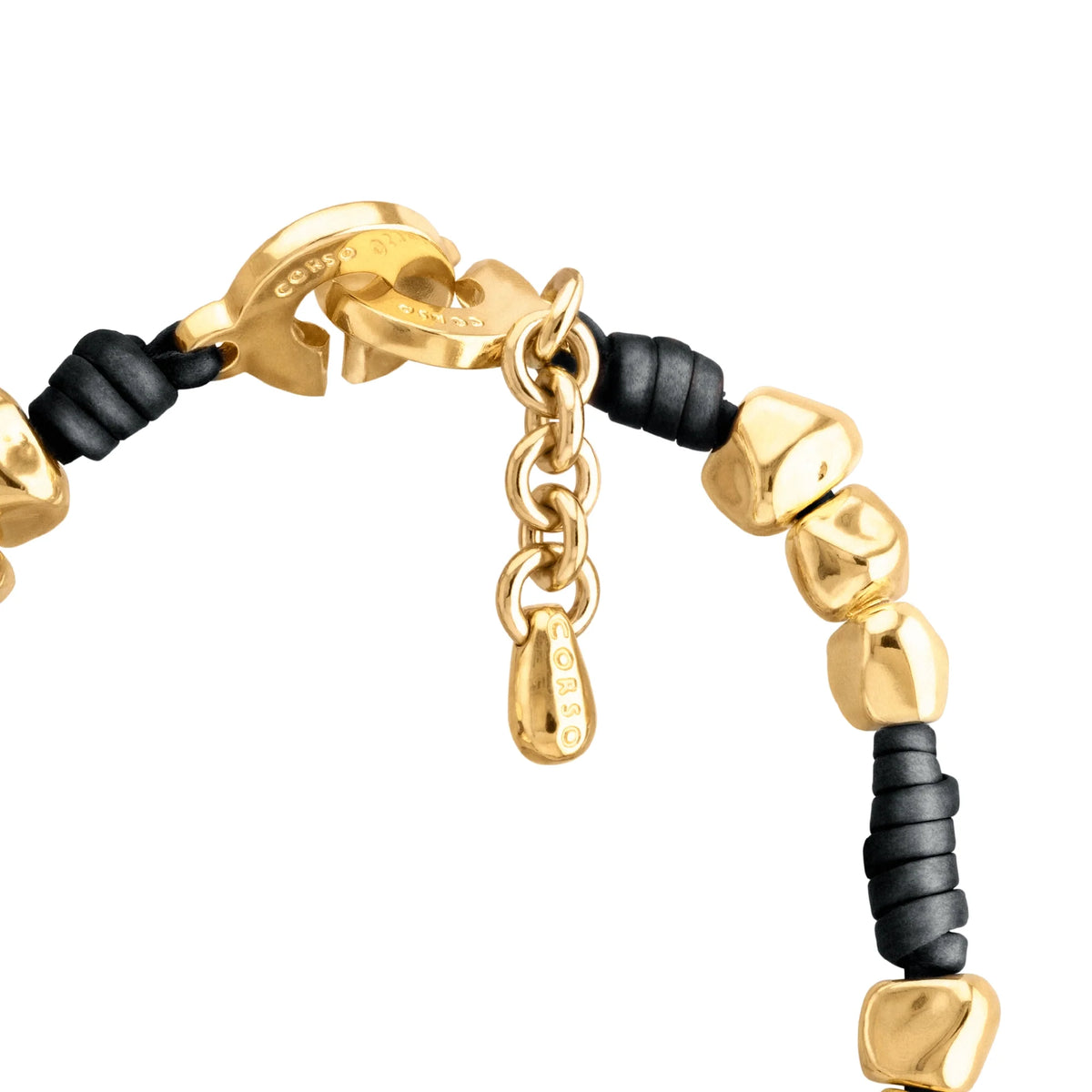 Collar con piel natural de borrego, con broche distintivo con cuentas en baño de oro 22K - Joyería y bisutería fina