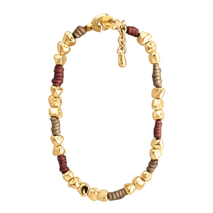 Collar con piel natural de borrego, con broche distintivo con cuentas en baño de oro 22K - Joyería y bisutería fina