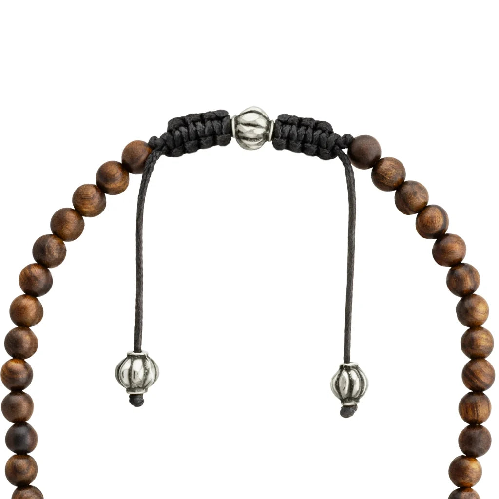 Collar de 32cm con cuentas de madera de ébano de Nepal 6mm, con esferas y dije de Durga Maa en terminado de latón o acero anticado - Joyería y bisutería fina