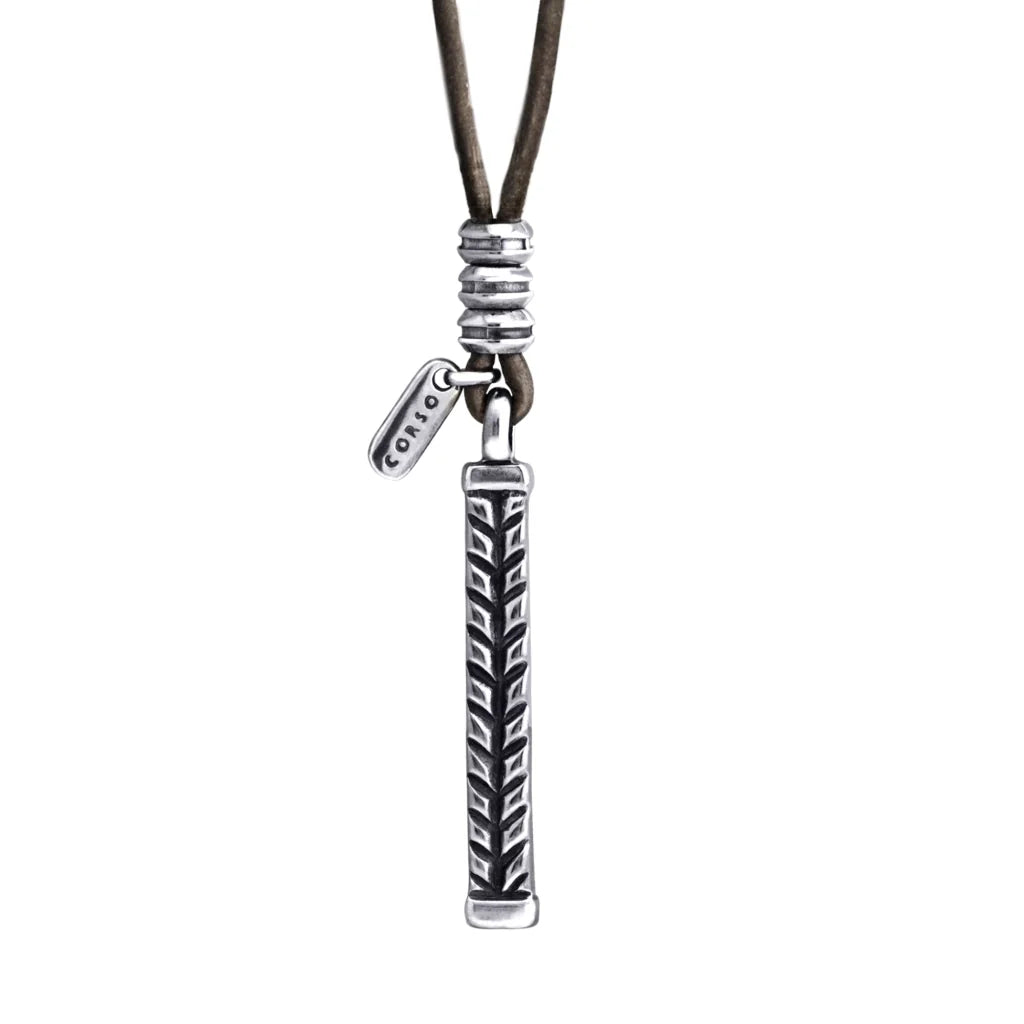 Collar de 44cm de piel natural de borrego, con dije de columna de laurel en acero - Joyería y bisutería fina