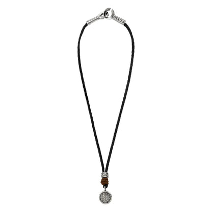 Collar de 31cm de piel natural de borrego en trenza redonda de 4 hilos, con dije de tejido corso en terminado de acero pulido - Joyería y bisutería fina