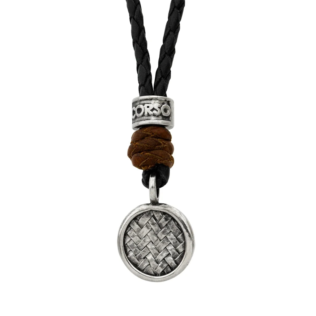 Collar de 31cm de piel natural de borrego en trenza redonda de 4 hilos, con dije de tejido corso en terminado de acero pulido - Joyería y bisutería fina