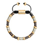 Pulsera ajustable con hilo de seda, conchas filipinas de distintos tonos, con placa con insignia Corso y semillas en baño de oro de 22K - Joyería y bisutería fina