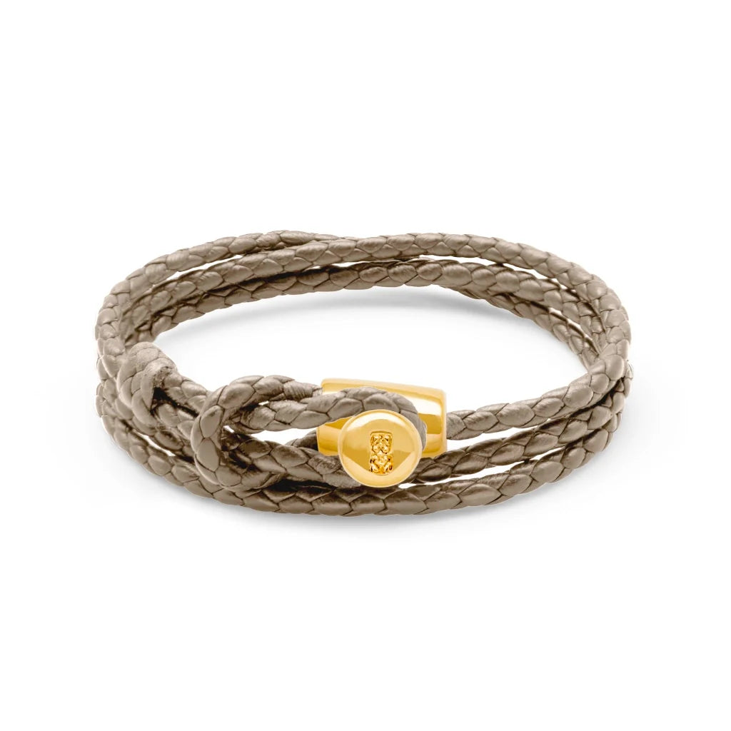 Pulsera de piel natural de borrego con trenza de cuatro hilos, con broche en baño de oro de 22K - Joyería y bisutería fina