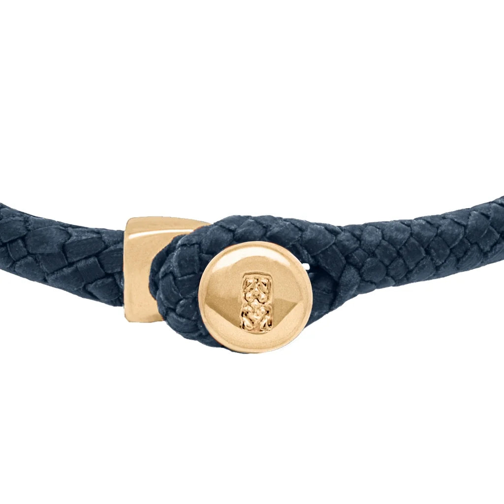 Pulsera de piel natural de borrego en trenza de ocho tiras, con broche en baño de oro 22K - Joyería y bisutería fina
