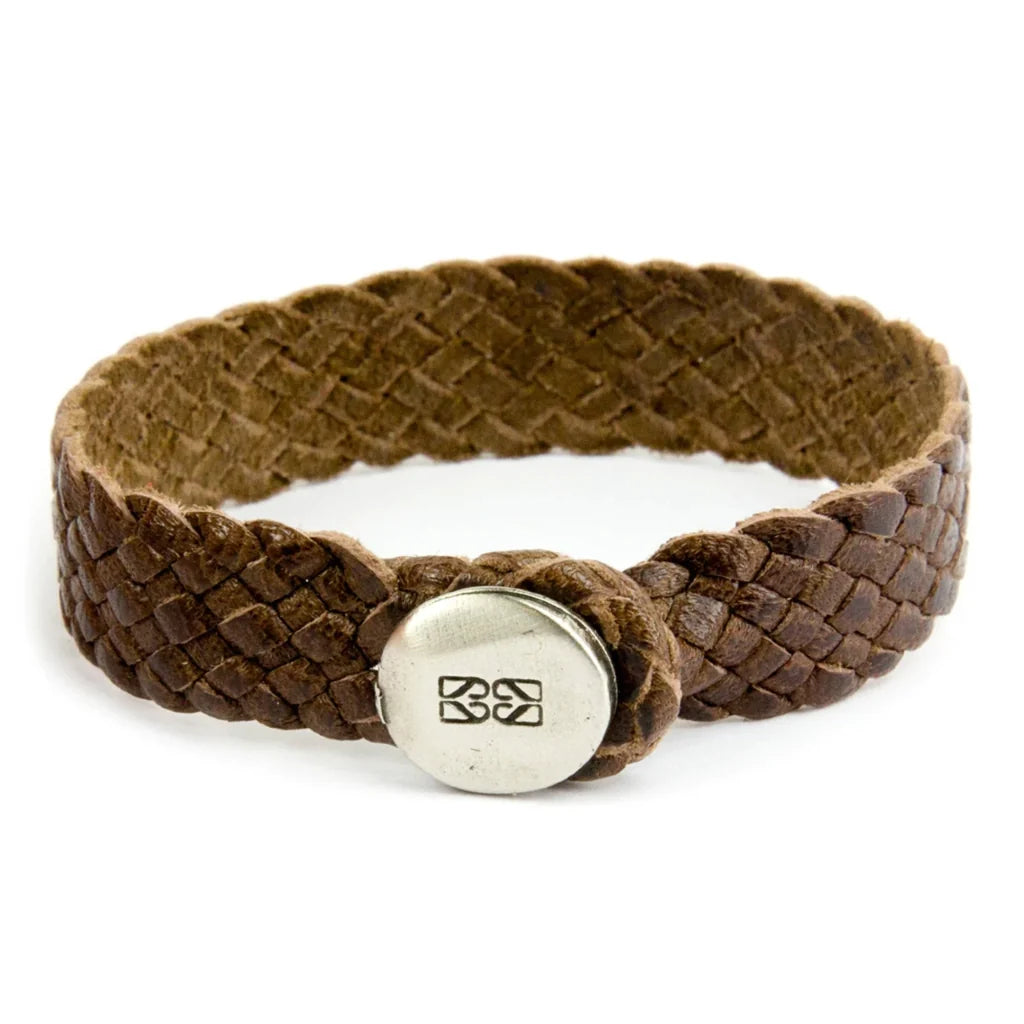 Pulsera para hombre con piel natural de borrego trenzada y broche de botón en terminado acero - Joyería y bisutería fina