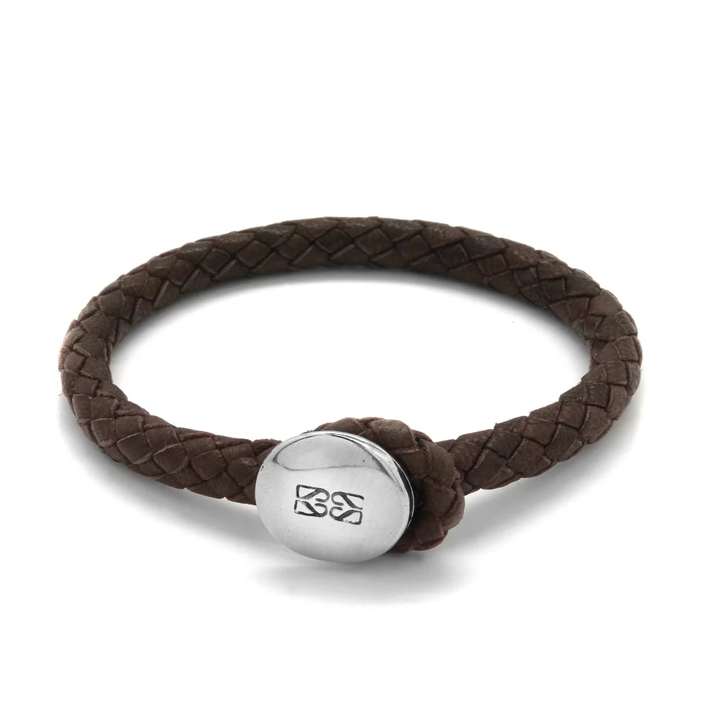 Pulsera para hombre, elaborada con piel natural de borrego trenzada y broche de botón en terminado acero - Joyería y bisutería fina