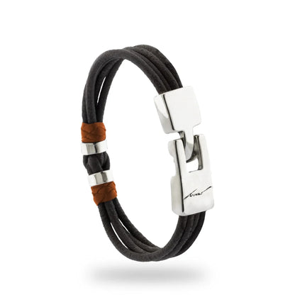 Pulsera para hombre, elaborada con piel natural de vaca, budos en piel natural de borrego, detalles y broche en terminado acero - Joyería y bisutería fina