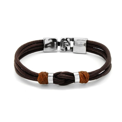 Pulsera para hombre, elaborada con piel natural de vaca, budos en piel natural de borrego, detalles y broche en terminado acero - Joyería y bisutería fina