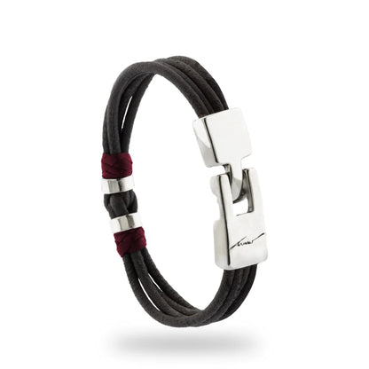 Pulsera para hombre, elaborada con piel natural de vaca, budos en piel natural de borrego, detalles y broche en terminado acero - Joyería y bisutería fina