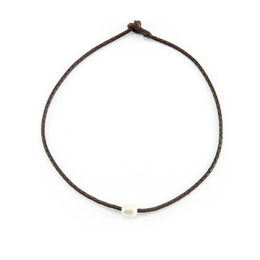 Pulsera de piel de borrego en trenza redonda de 4 hilos y 1 perla japonesa 8-10mm - Joyería y bisutería fina