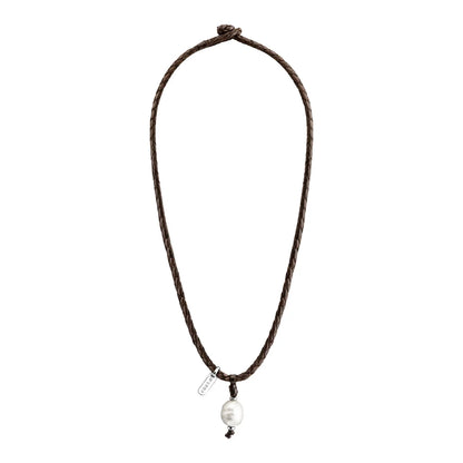Collar choker de piel natural de borrego en trenza redonda de 4 hilos, con perla japonesa 8-10mm con detalles en plata .925 cierre de nudo y ojal - Joyería y bisutería fina