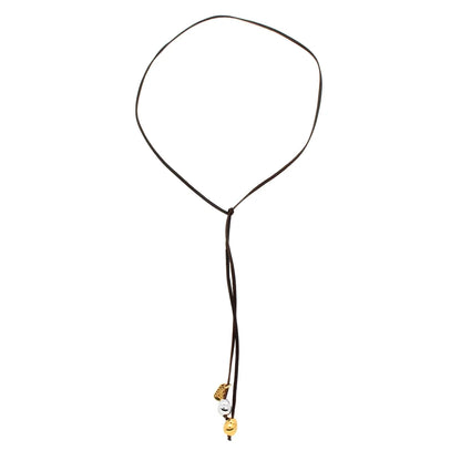 Collar de 45cm de piel de borrego, con 2 perlas, una en baño de rodio y otra en baño de oro 22K - Joyería y bisutería fina