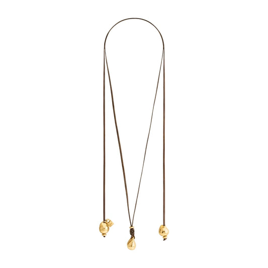 Collar de piel de borrego, con 3 perlas grandes en baño de 22K - Joyería y bisutería fina