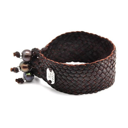 Pulsera en trenza plana de 18 hilos de piel natural de borrego, con 3 perlas japonesas 8-10mm, detalles en baño de rodio - Joyería y bisutería fina