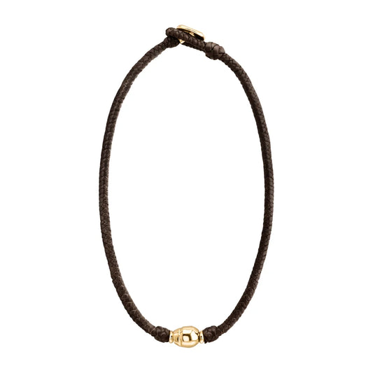 Collar choker con perla central en baño de oro de 22K, con trenza de 4 hilos en piel de borrego y broche de botón - Joyería y bisutería fina