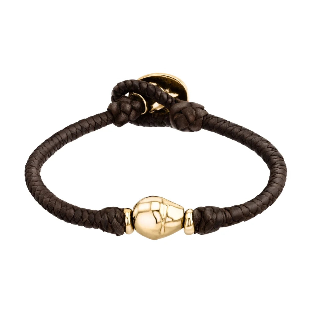 Pulsera de piel natural de borrego en trenza recorrida de 4 hilos con perla, detalles y broche en baño de oro de 22K - Joyería y bisutería fina
