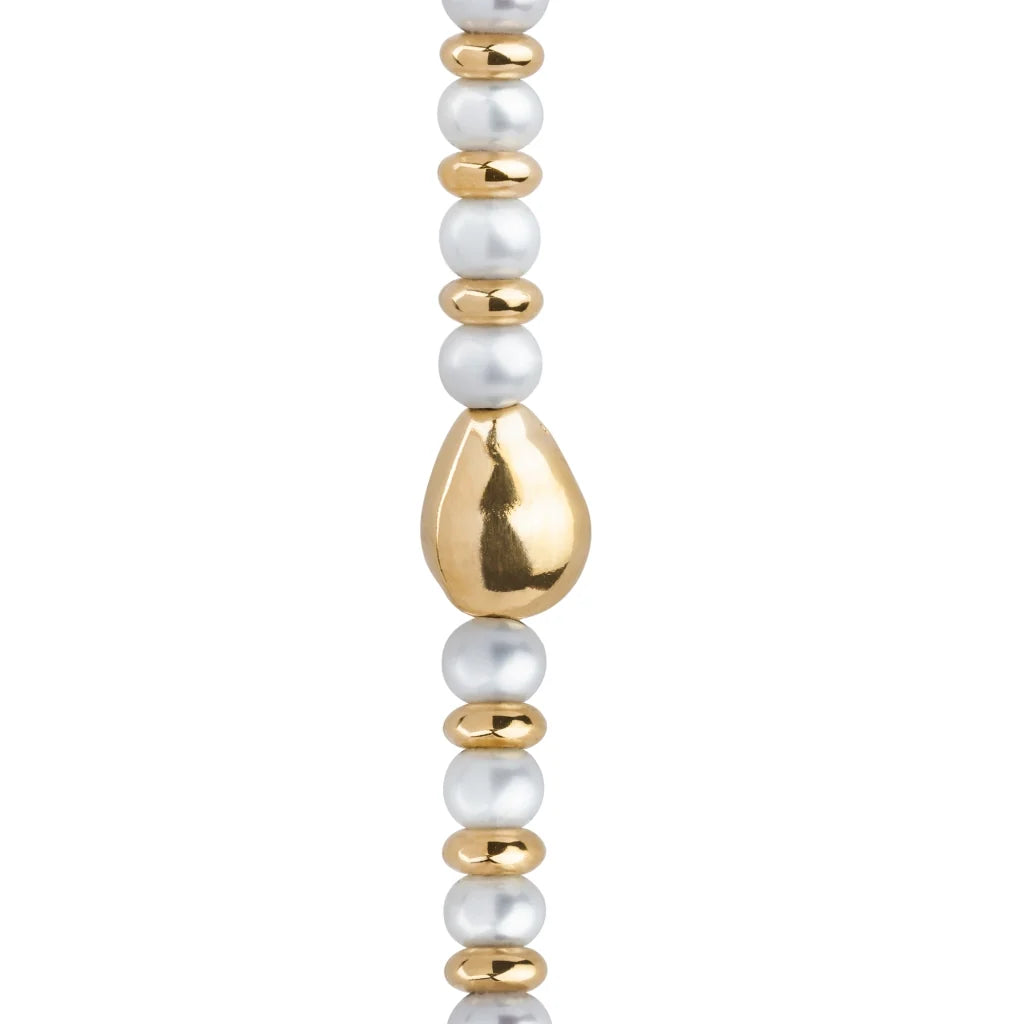 Collar de 53cm en baño de oro 22K, oro rosa 22K o rodio, con perlas japonesas de 5mm, cuenta de dona y perla central - Joyería y bisutería fina