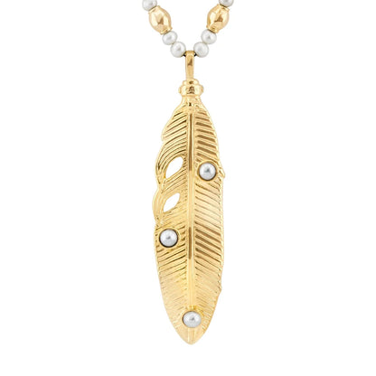 Collar con dije de pluma en baño de oro 22K, rodio u oro rosa 22K con perlas japonesas de 5mm incrustadas con 54.5cm de largo - Joyería y bisutería fina