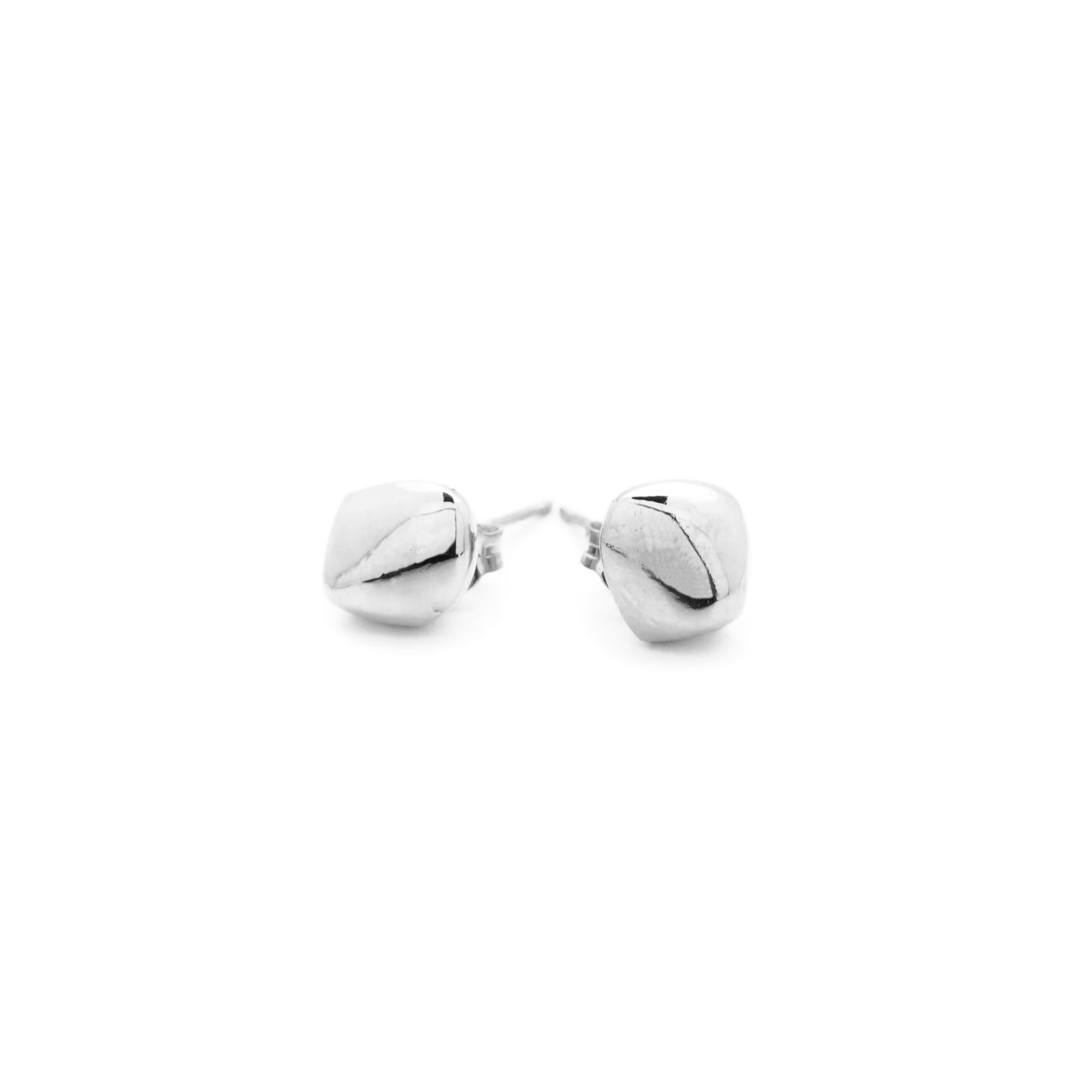 RHODIUM PLATED SILVER CHIP EARRINGS