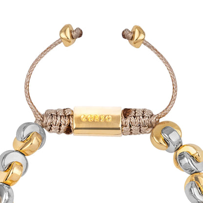 Pulsera ajustable con hilo de seda, con placa insignia y cuentas en forma de media luna en baño de rodio y oro de 22K - Joyería y bisutería fina