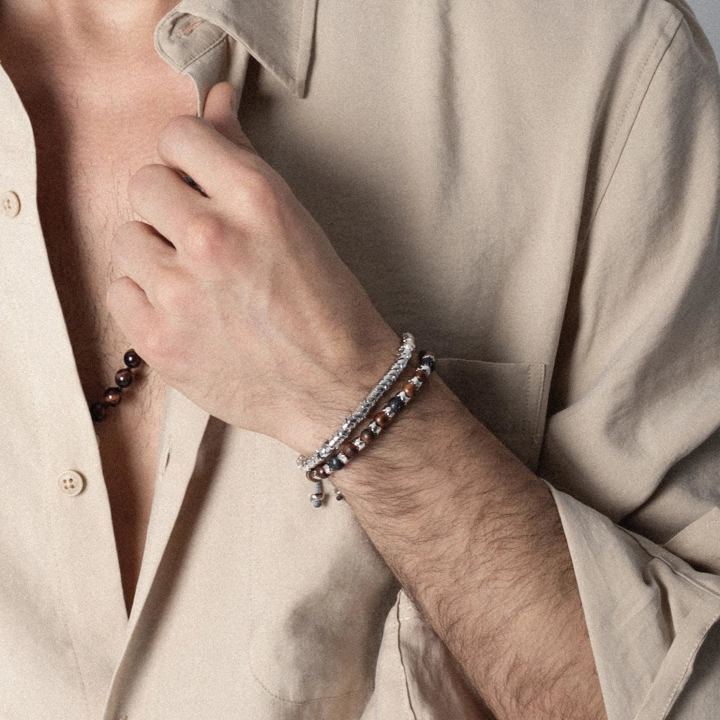 Pulsera Escamas baño de rodio, cuentas de madera de ébano y piedras de 6mm - Joyería y bisutería fina