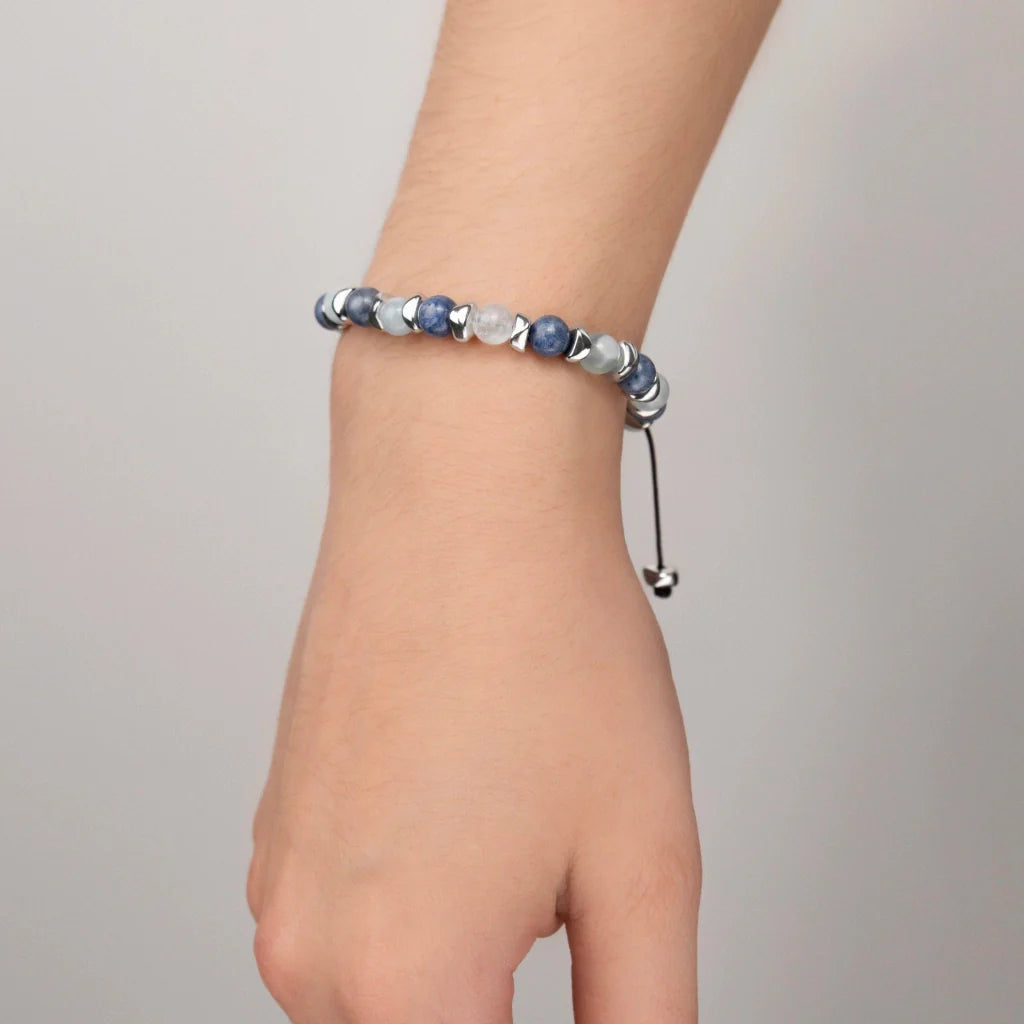 Pulsera ajustable, con piedras naturales de 6mm, baño de rodio - Joyería y bisutería fina