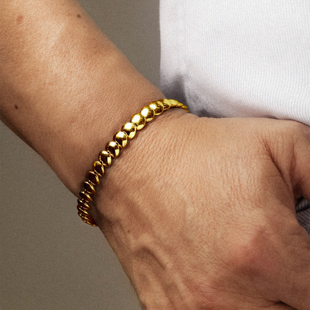 Pulsera con broche ajustable, mini lunas en baño de oro 22K - Joyería y bisutería fina