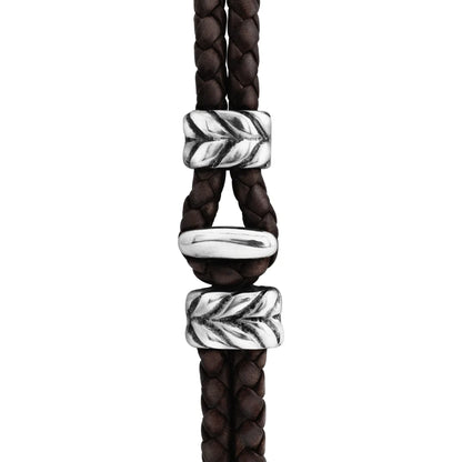 Pulsera con piel natural de borrego en trenza de 4 hilos, con broche y laureles en baño de rodio - Joyería y bisutería fina